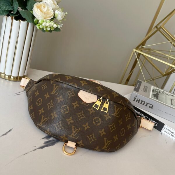 LOUIS VUITTON  M43644